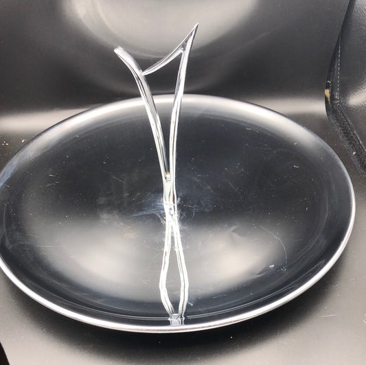 Round metal  serving tray