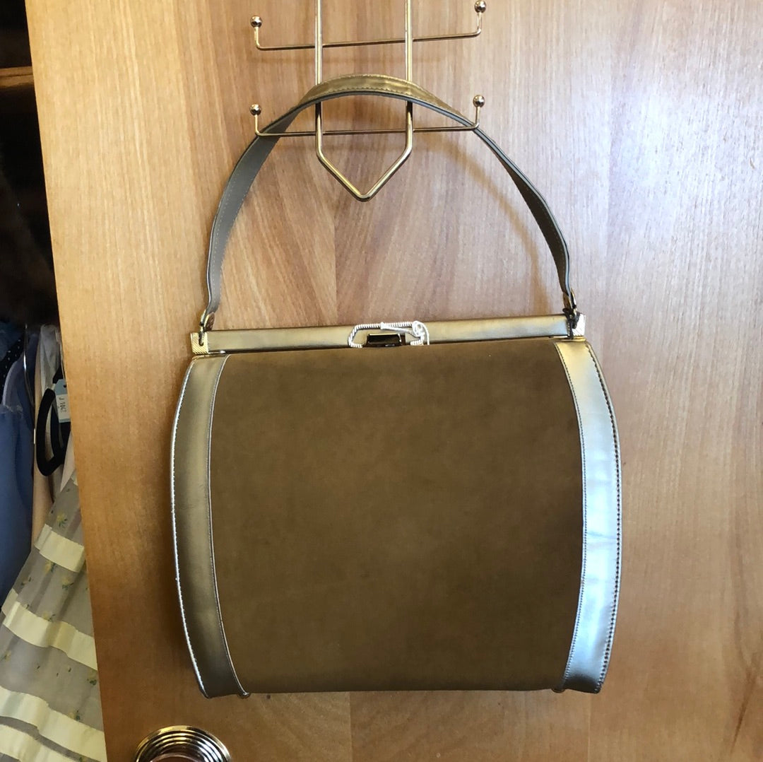 Gold Mar Shel Handbag