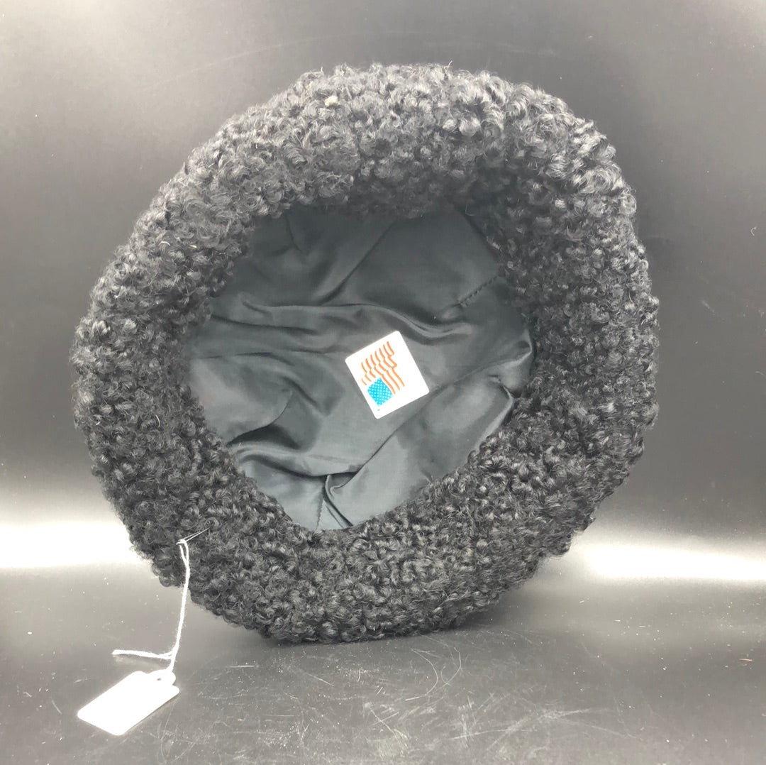 Black popcorn texture hat