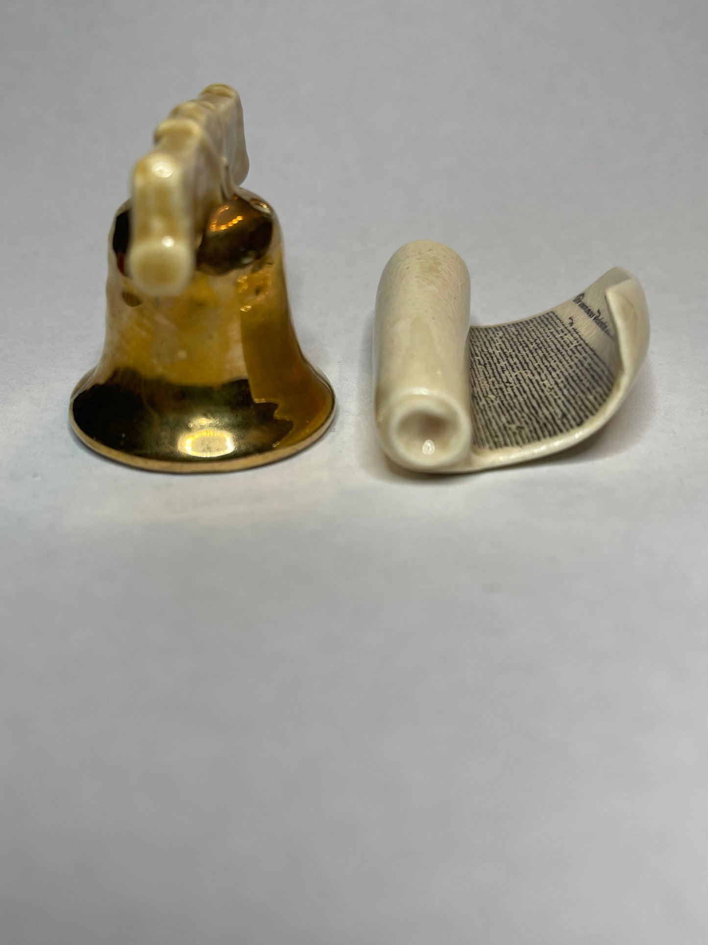 Arcadia Liberty Bell & Declaration Salt & Pepper Shakers