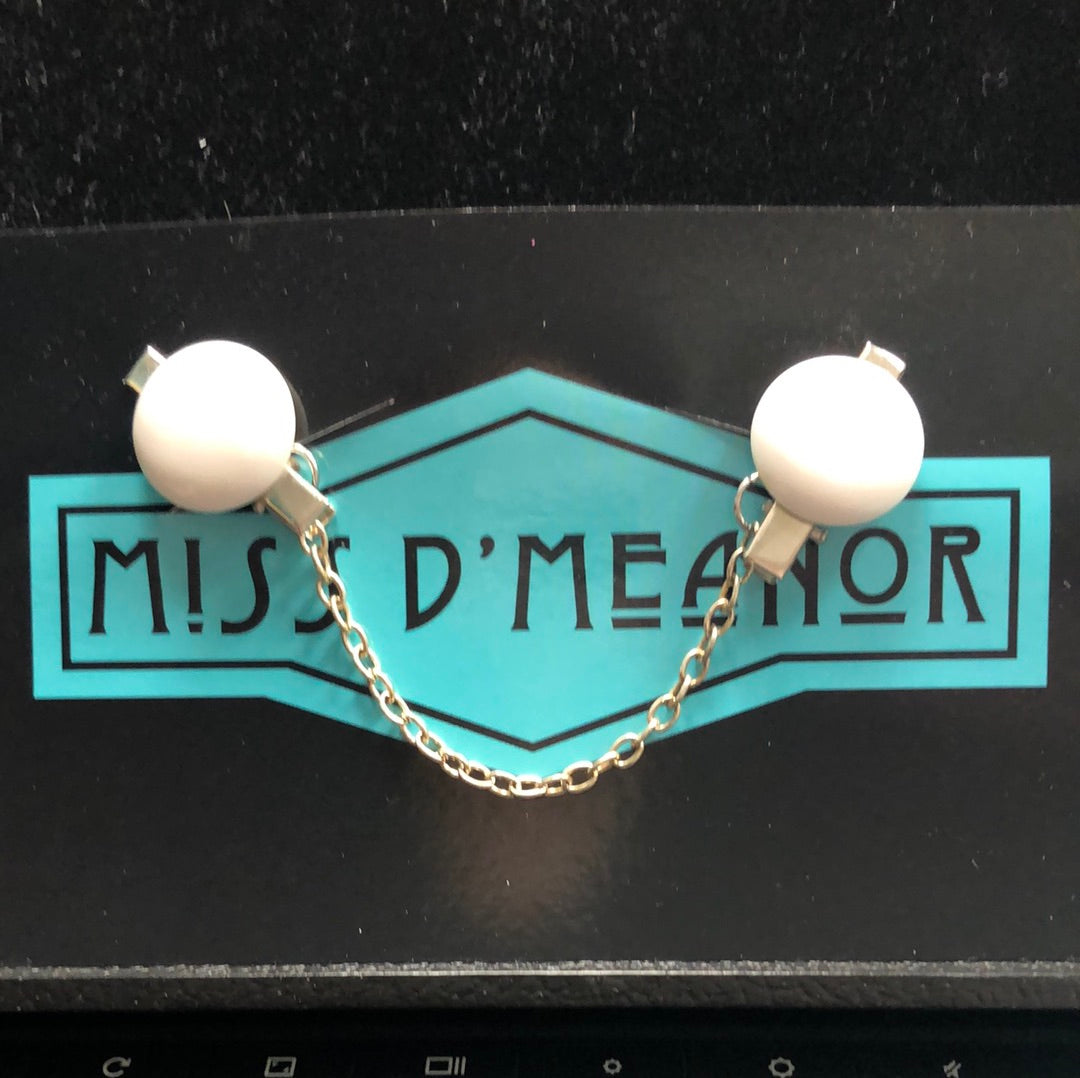 Sweater Clip - White dot