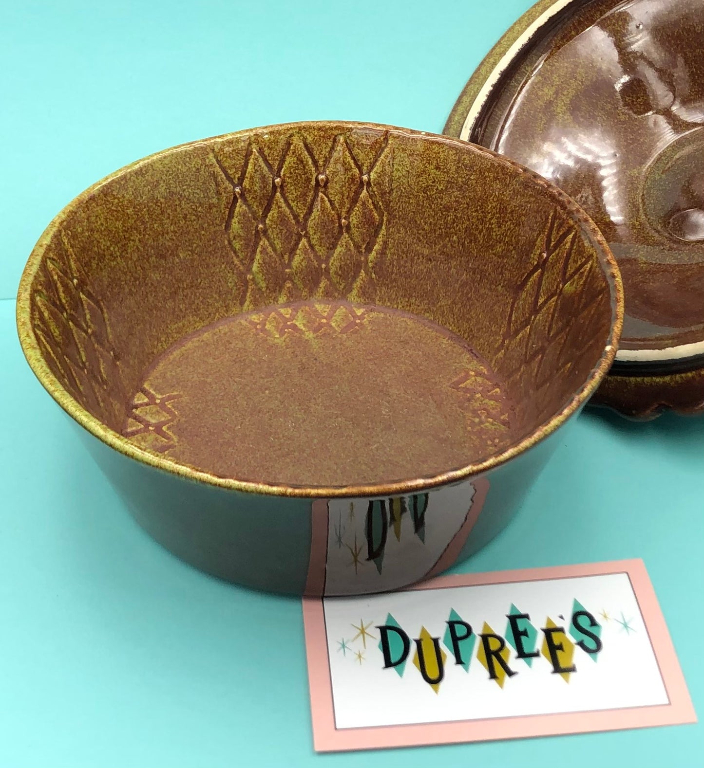 Ceramic round covered dish