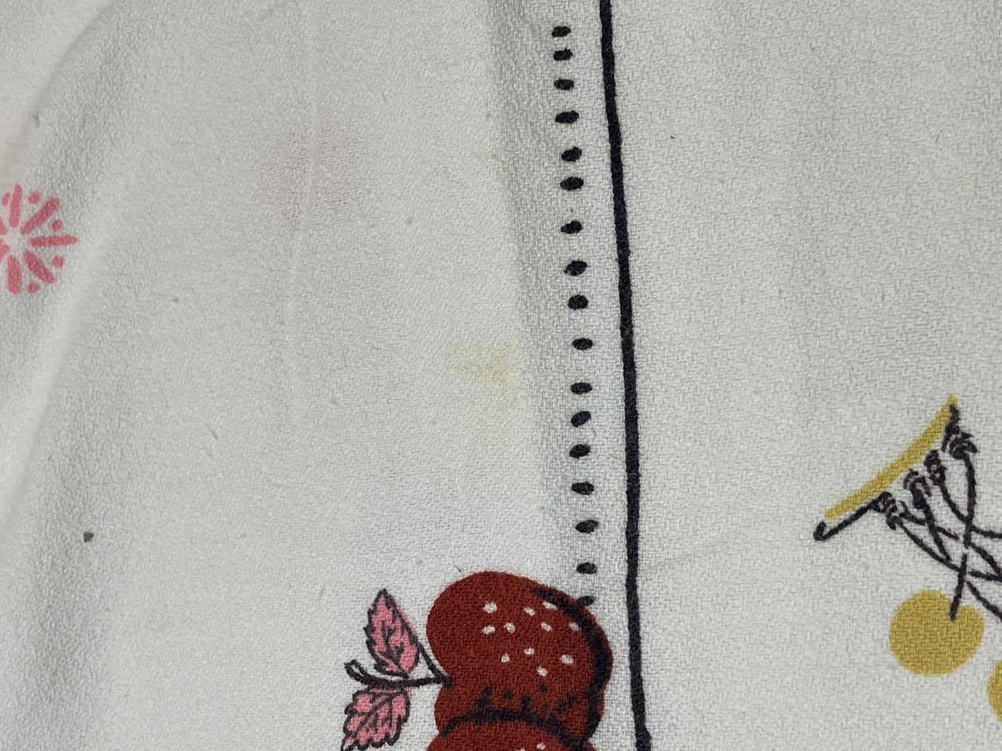 Fun Pink & White Tablecloth