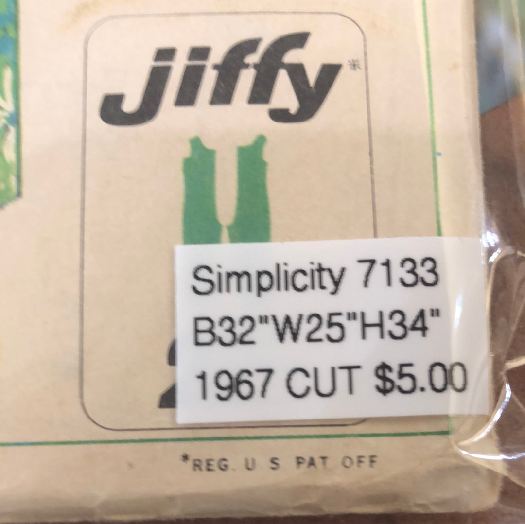 Simplicity 7133