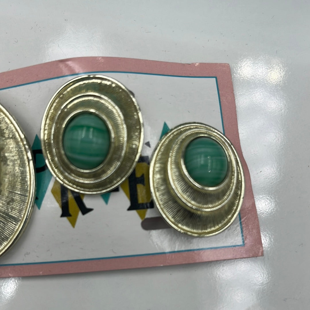 Sarah Coventry brooch & earring set