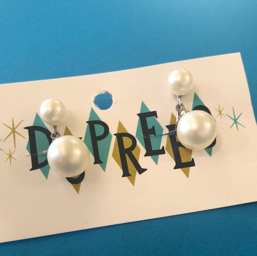 Faux Pearl drop clip on earrings