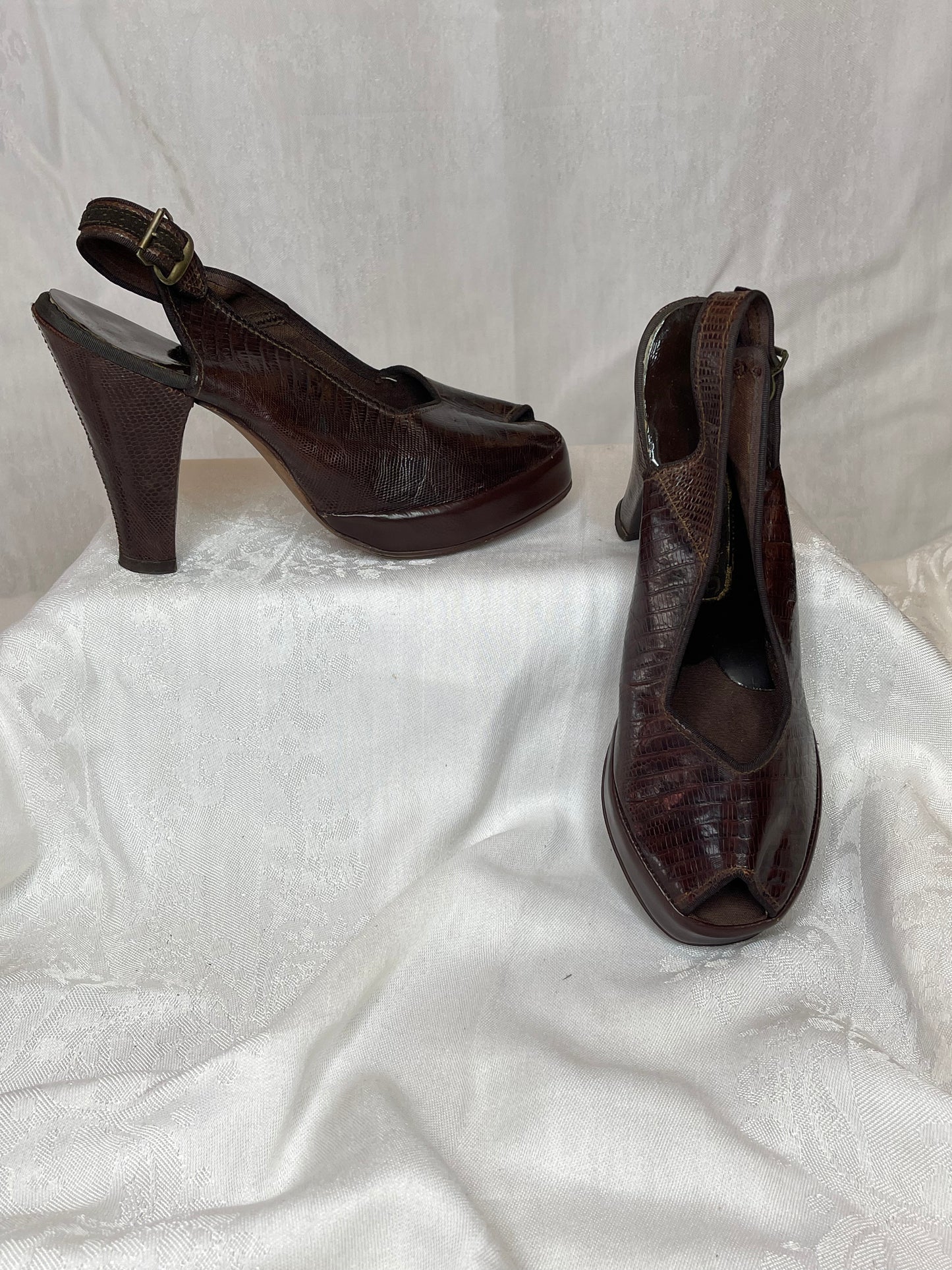 40s dark brown alligator sling backs