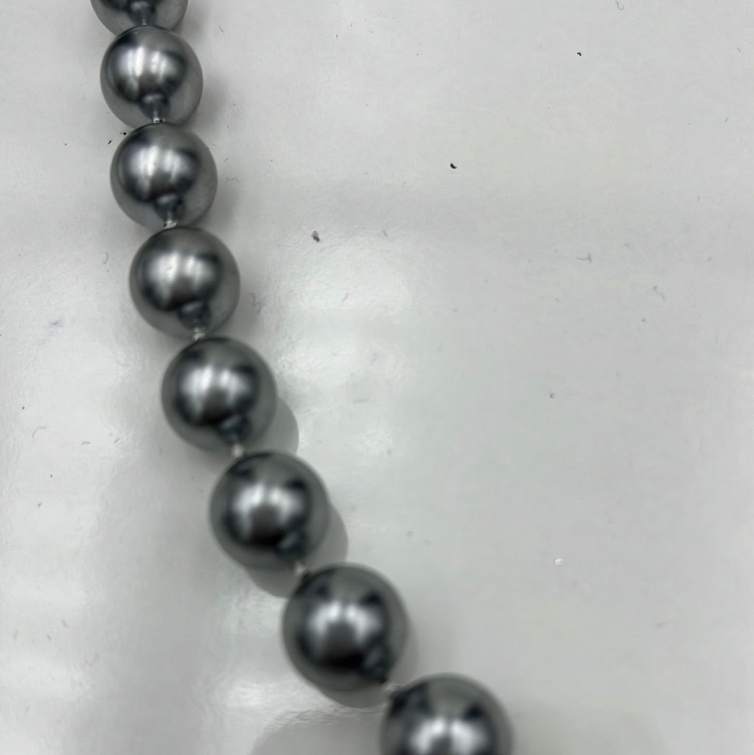 18” Grey metallic round bead necklace