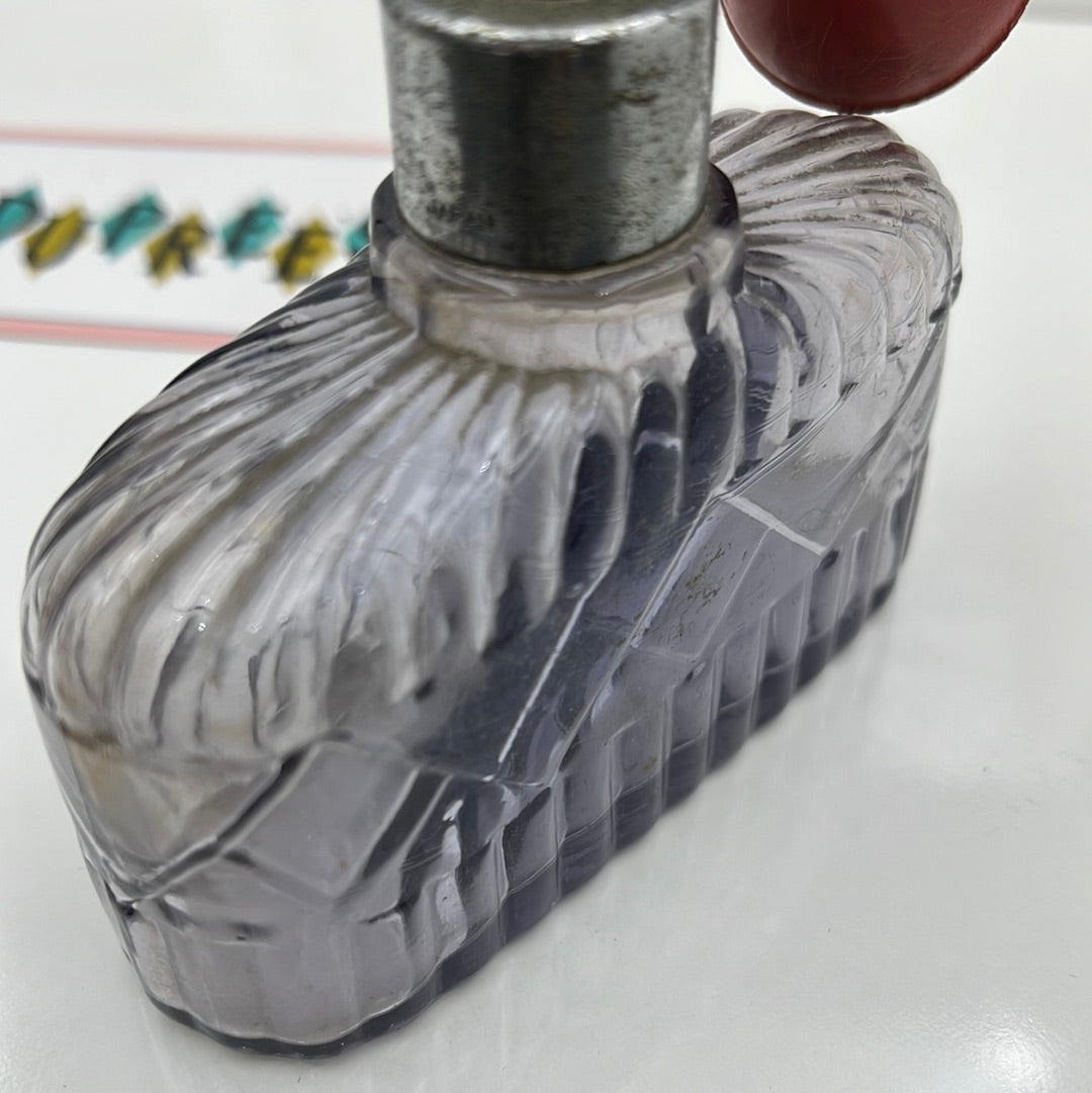 Purple oblong glass atomizer