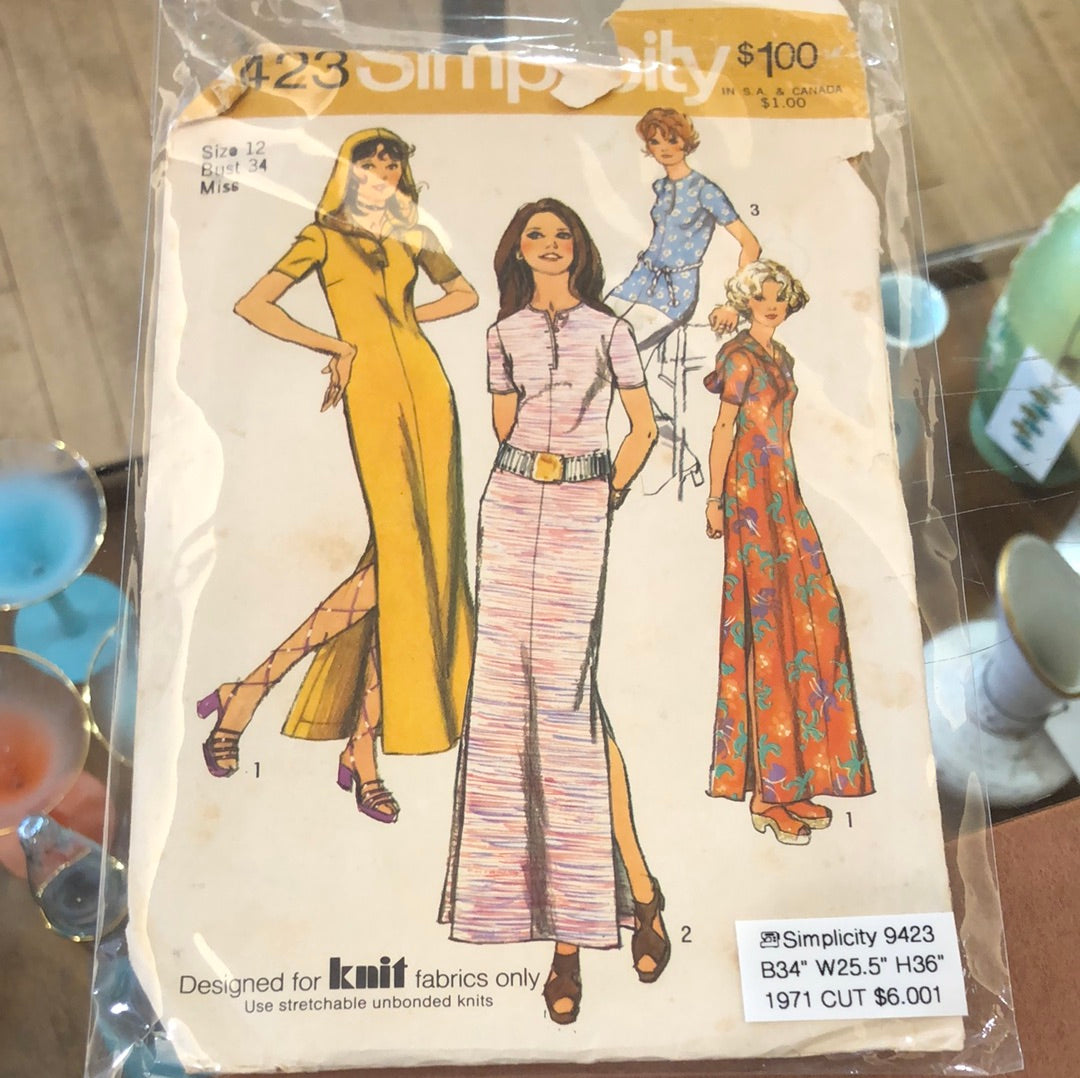 Simplicity 9423