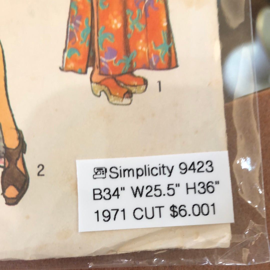 Simplicity 9423