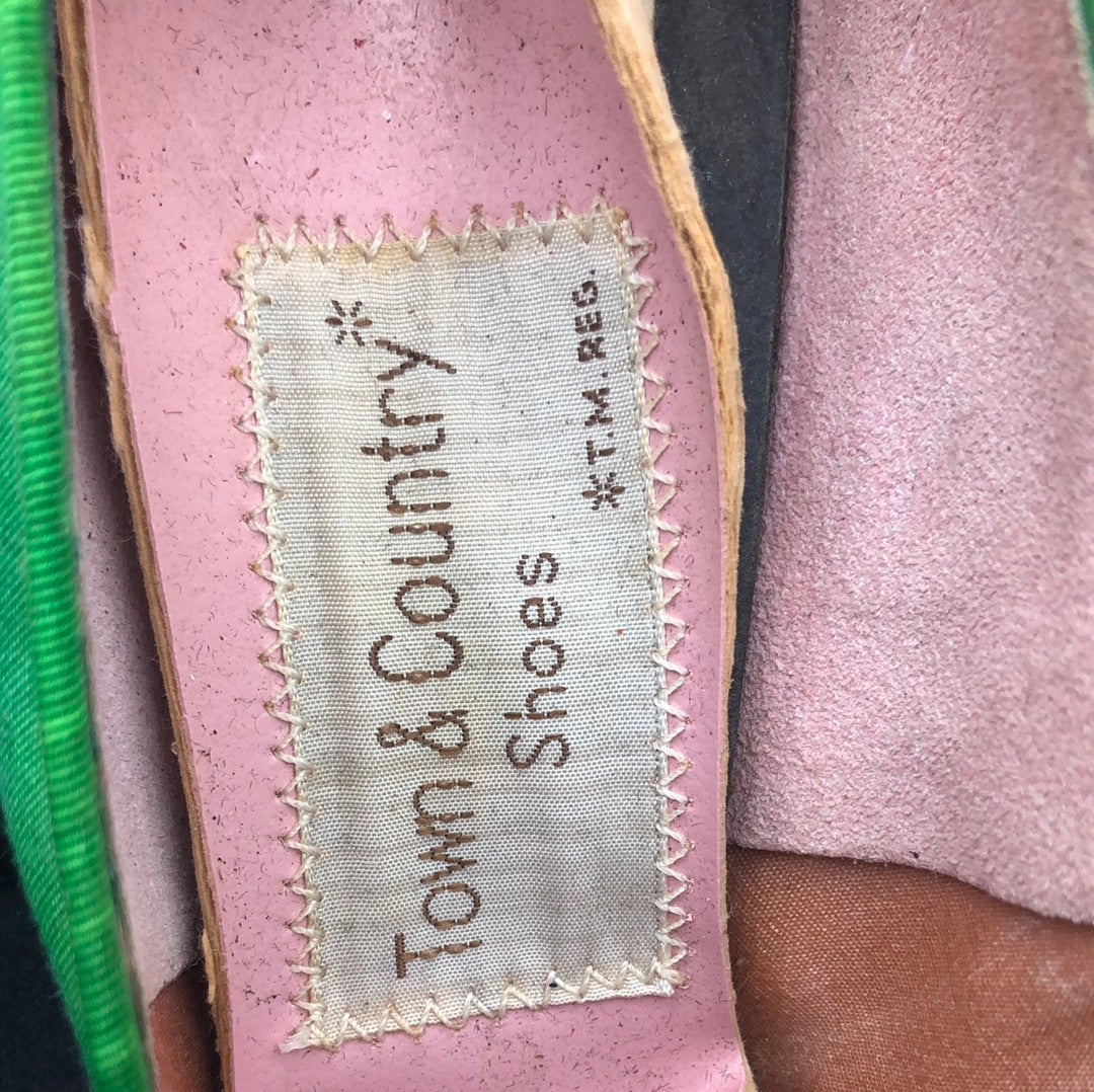 Bright Green Town and Country heel