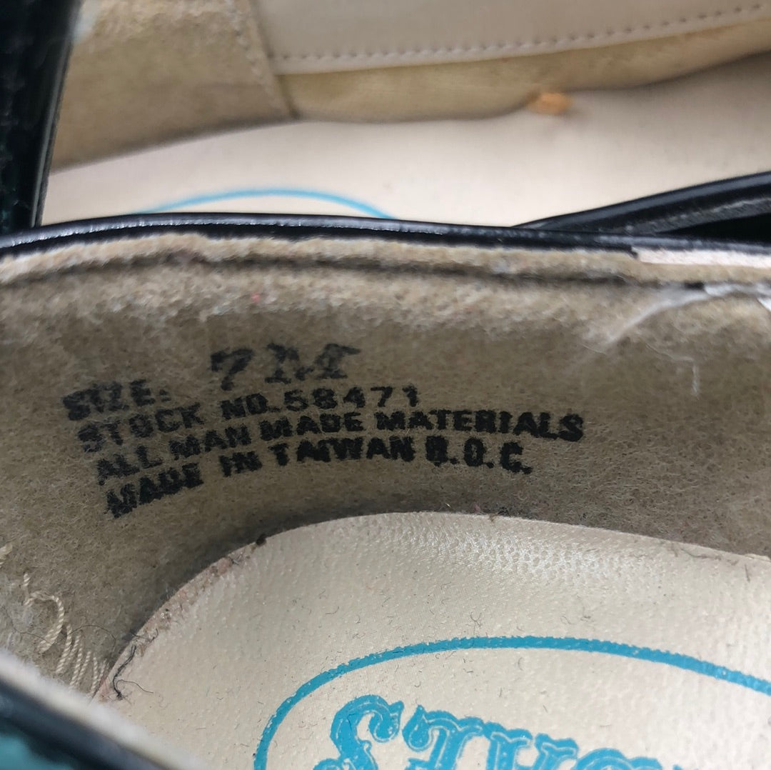 Patent Leather Mary Jane with bow