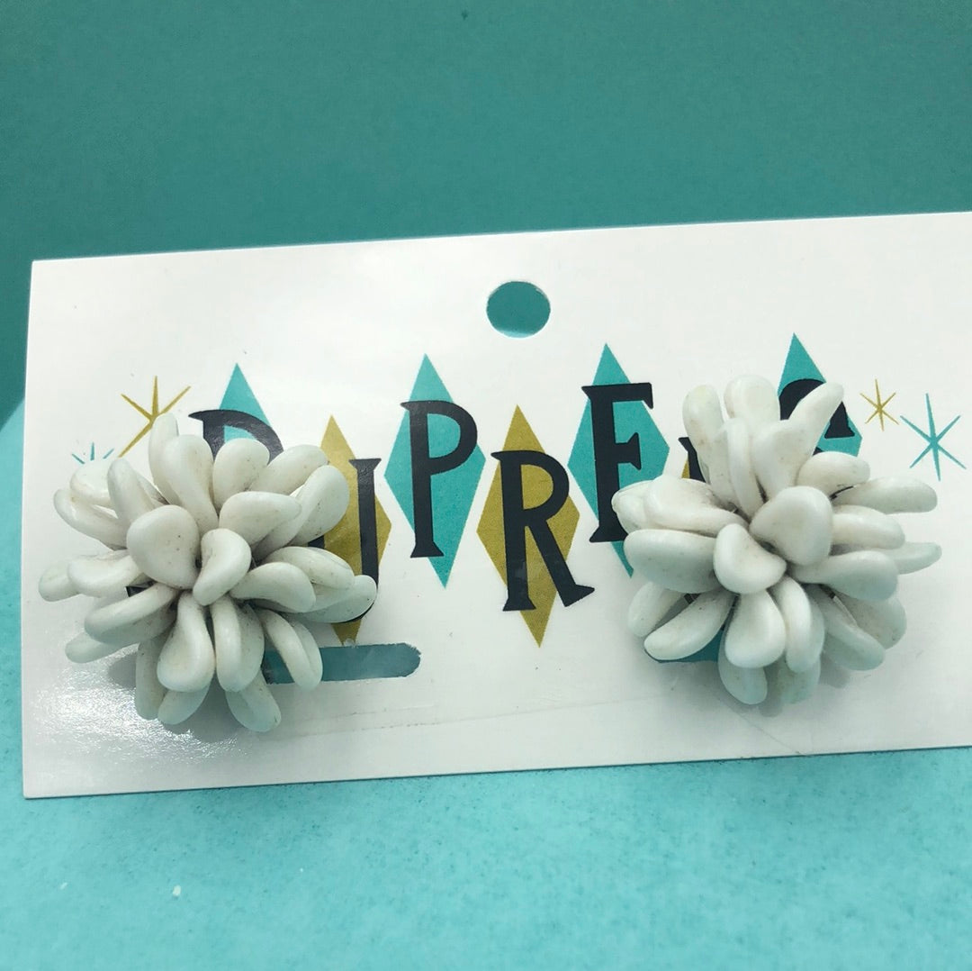 White Cluster Clip on Earring Set