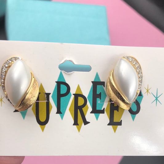 Faux Pearl and Gold clip on earrings