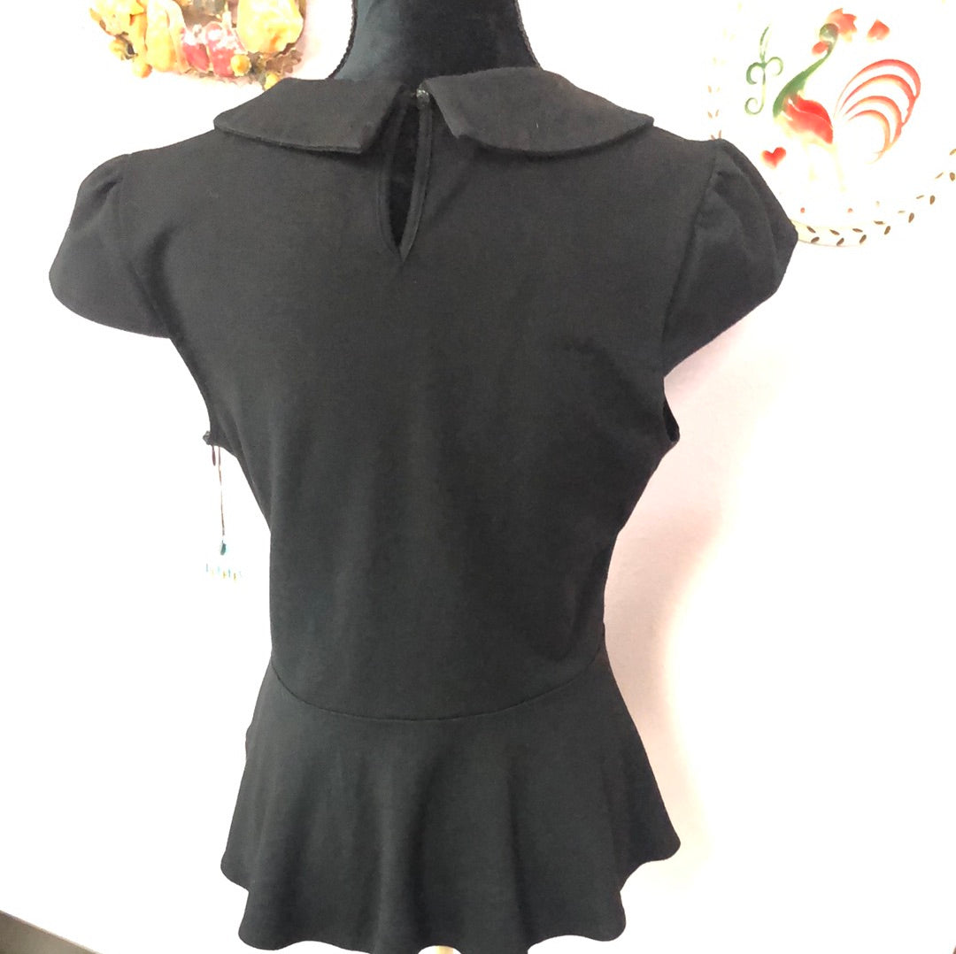 Black Cap Sleeve Peplum Top - VooDoo Vixen