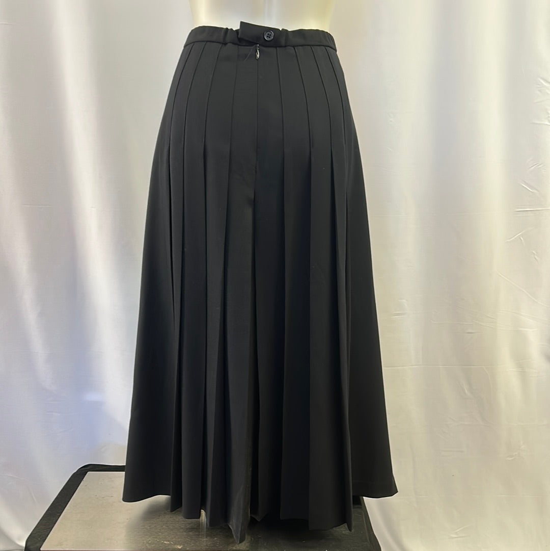 Women’s Black Pleated Pendleton Skirt