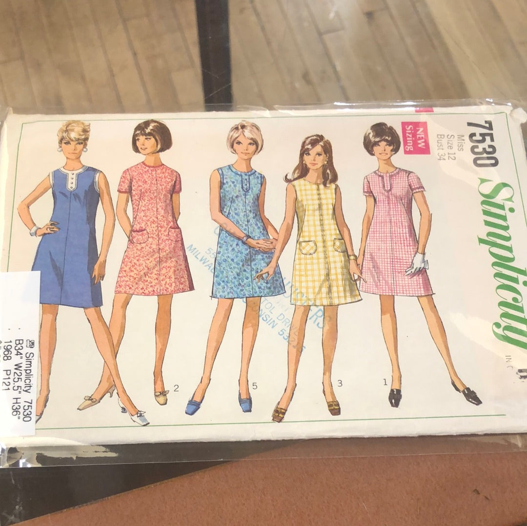 Simplicity 7530