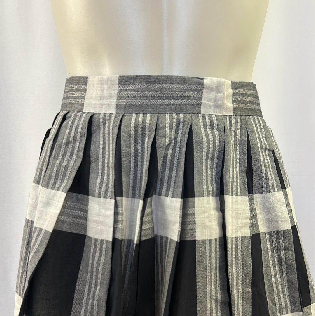 Black & White Pleated Skirt