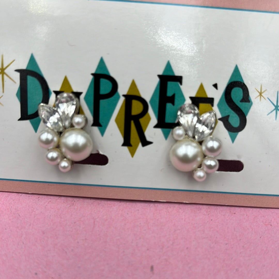 White faux pearl and crystal clip on