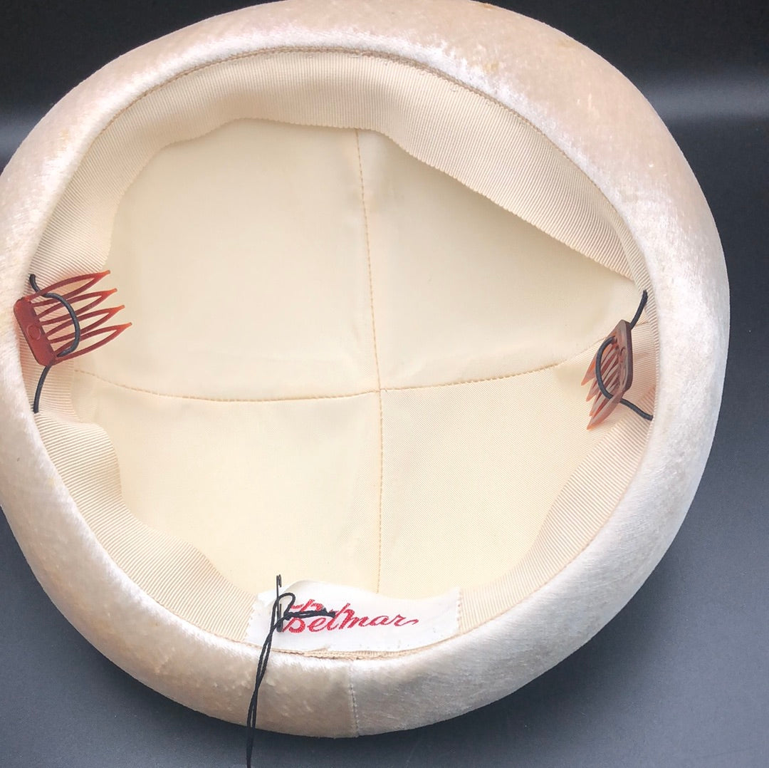 Ivory velvet hat with hair combs