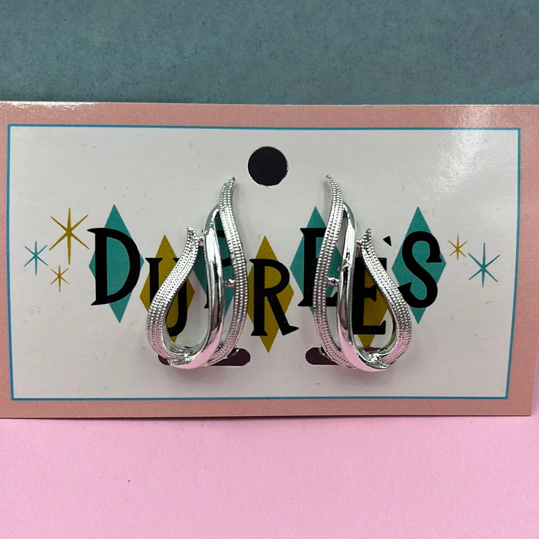 Silver Swish clip on earring