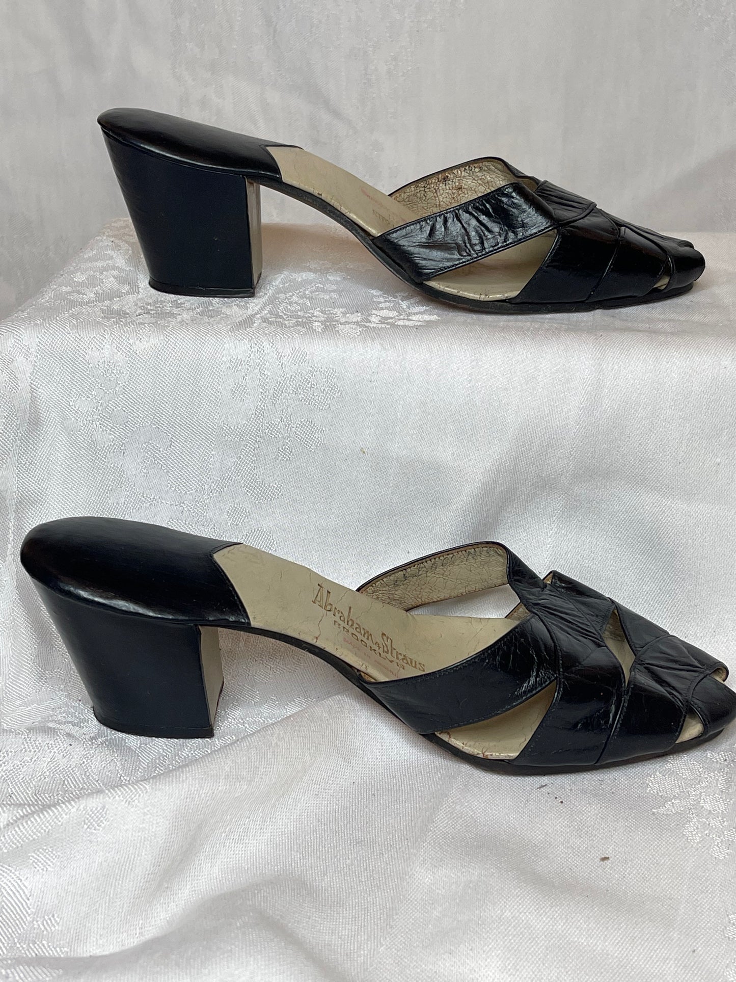 40s strappy mules