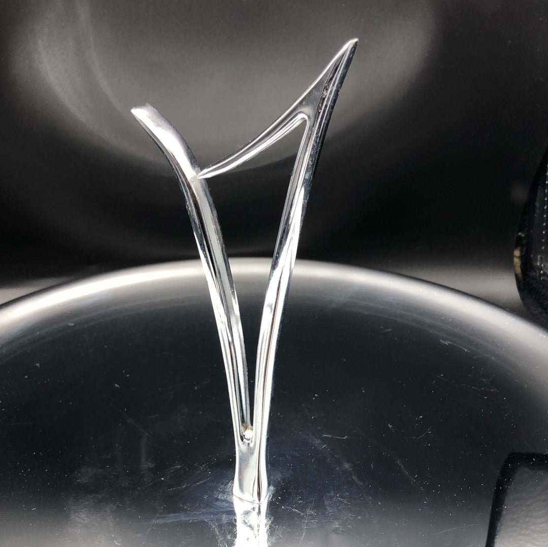 Round metal  serving tray