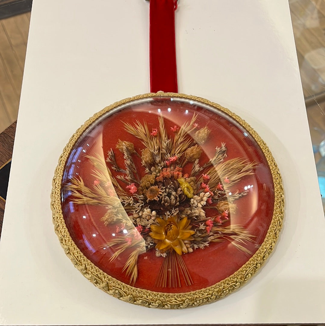 Dried flower wall art