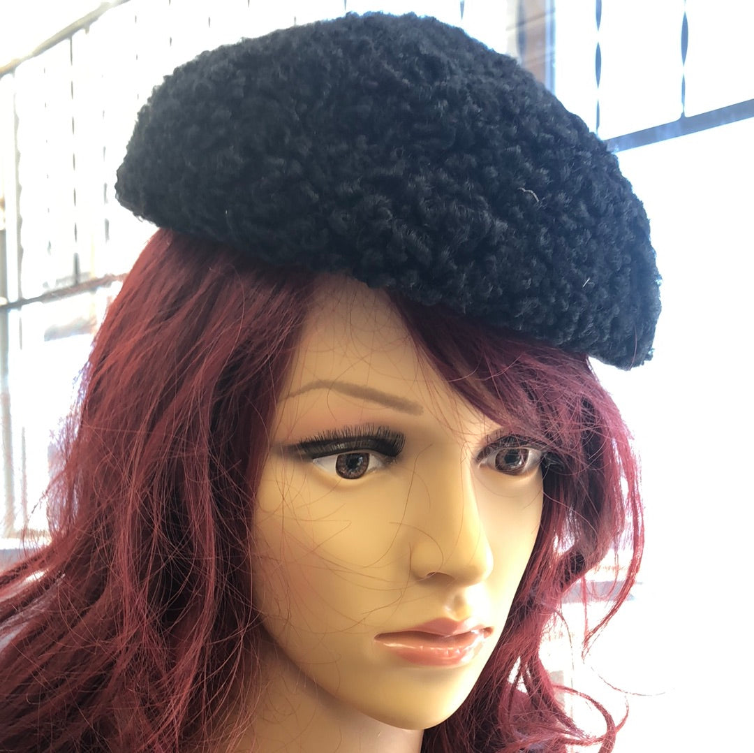 Black popcorn texture hat