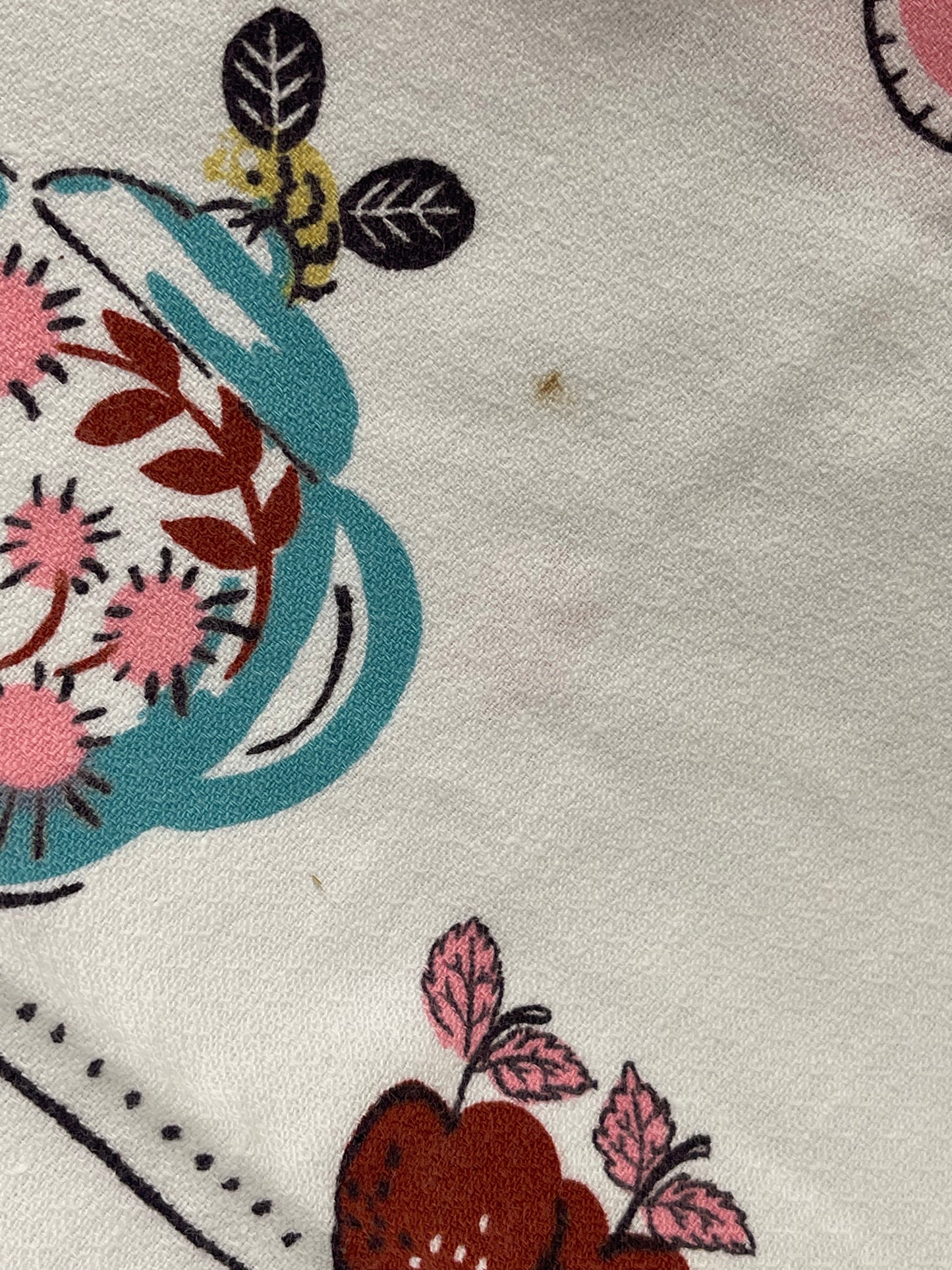 Fun Pink & White Tablecloth