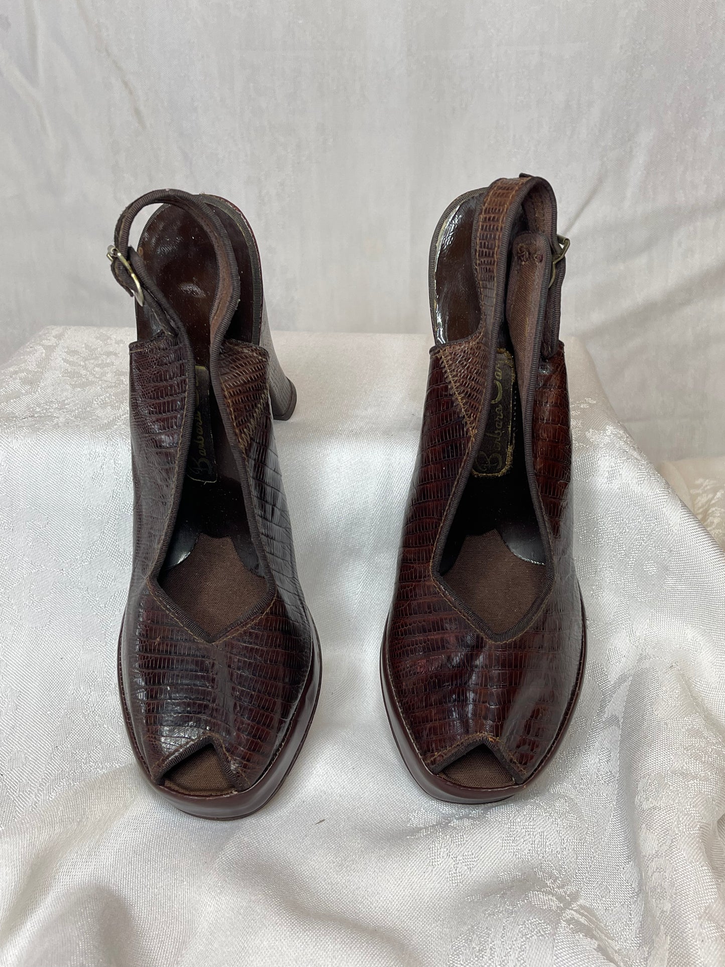 40s dark brown alligator sling backs