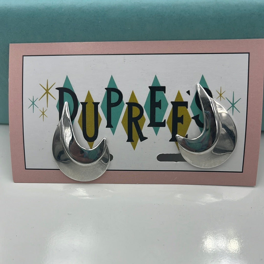 Sarah Coventry earrings