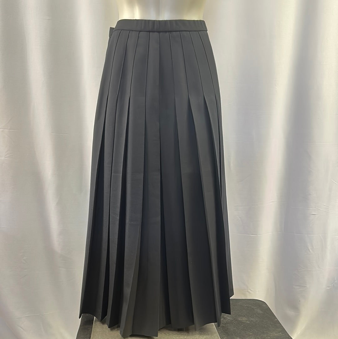 Women’s Black Pleated Pendleton Skirt