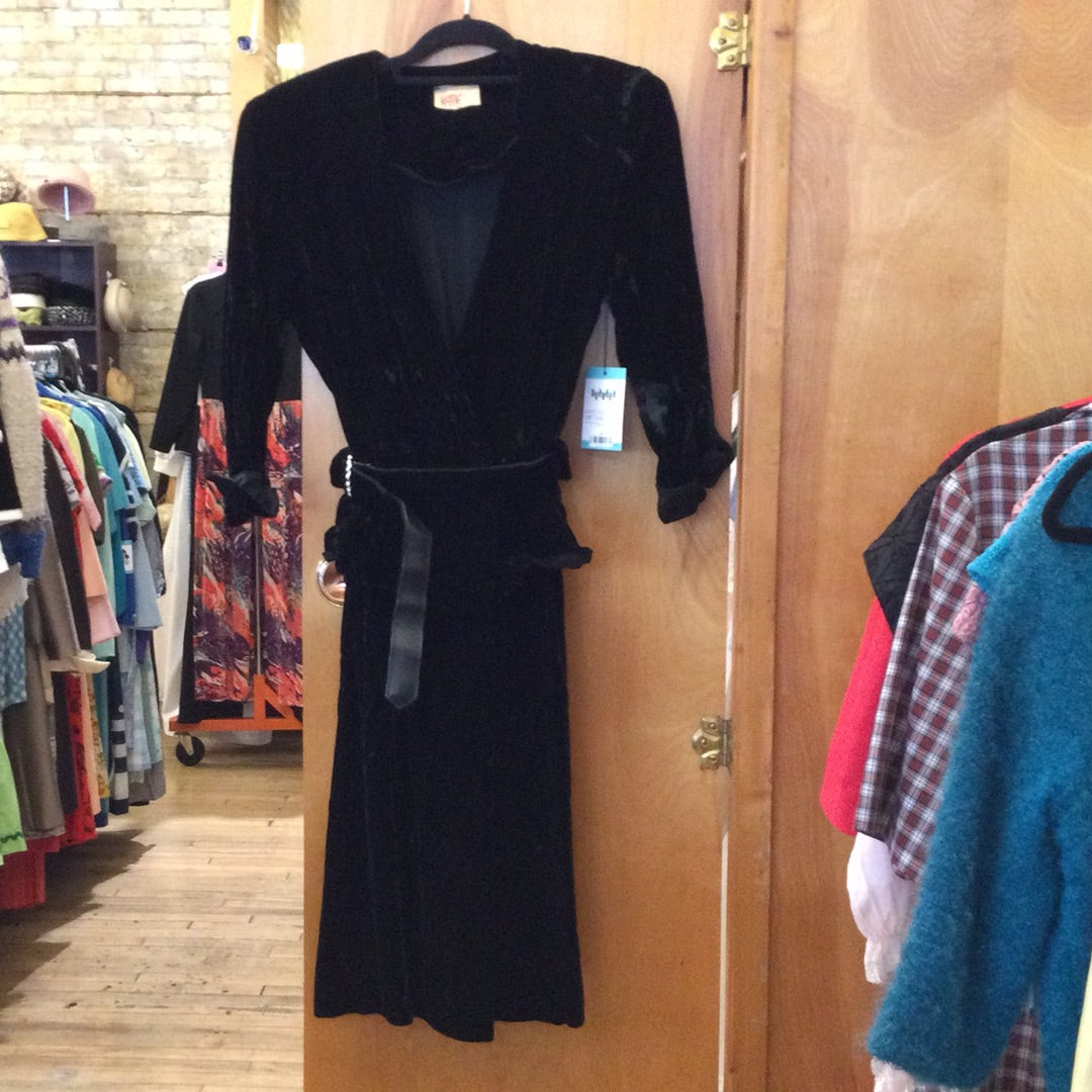 80’s Black Velvet Dress with Belt