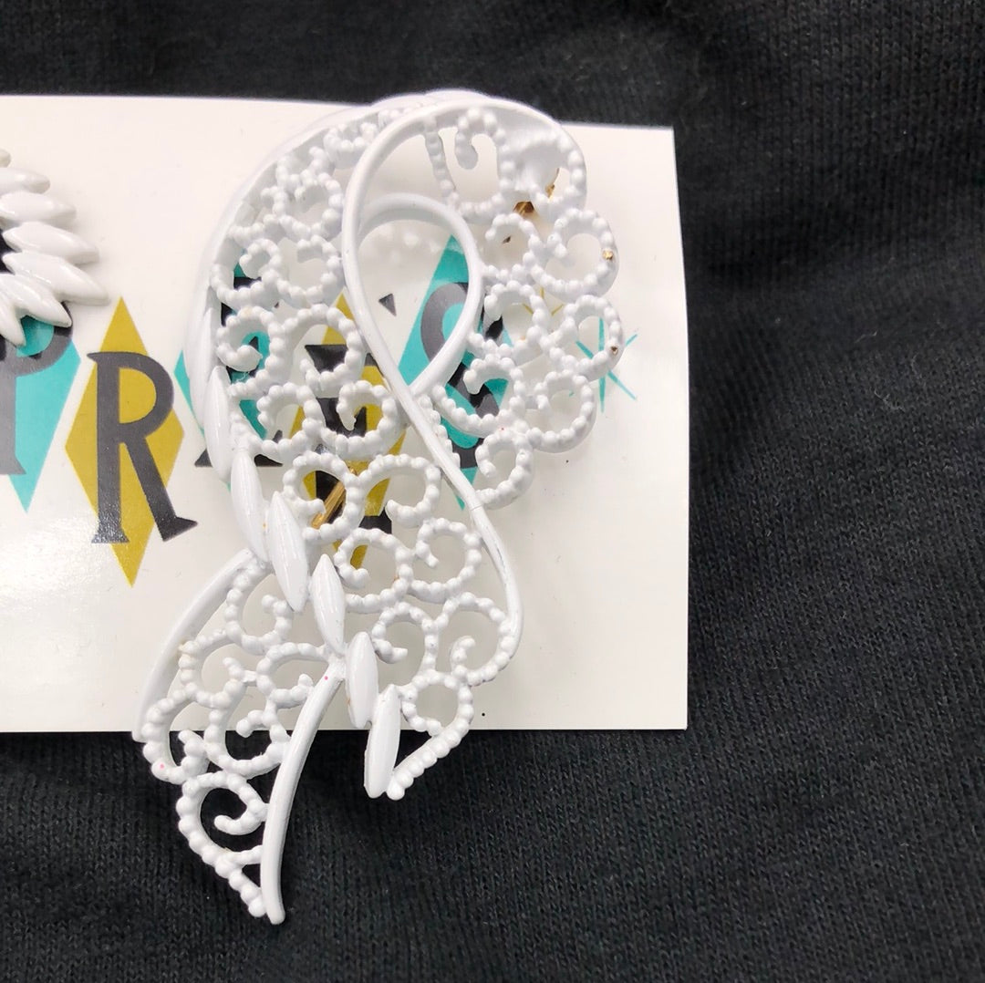 White brooch and clip earring set