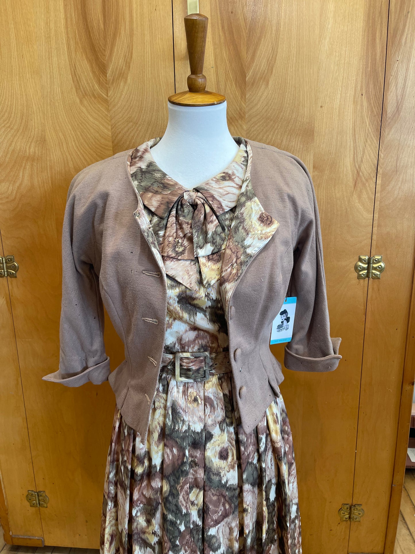 50s pleated floral dress