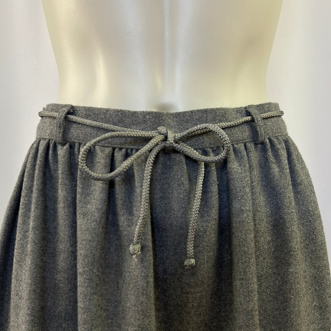 Gray Wool Skirt with Embroidery
