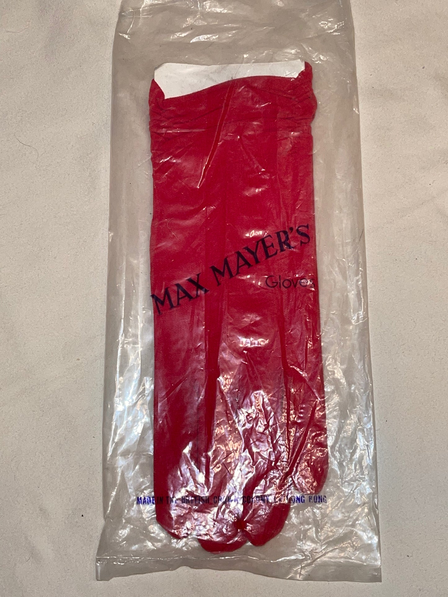 Max Meyer’s Red Nylon Gloves
