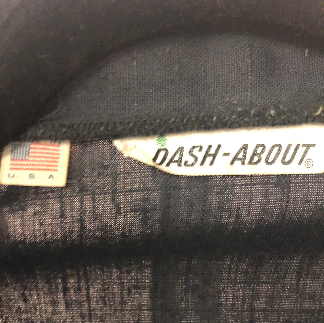 Black Short Sleeve Lightweight Jacket with Enamel Daisy Pin