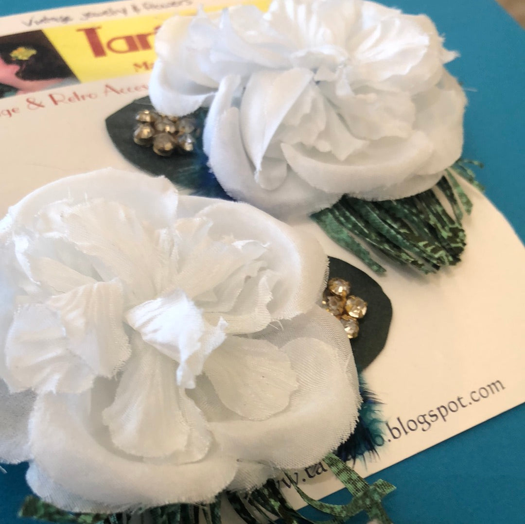 Tart Deco white hair flowers pair