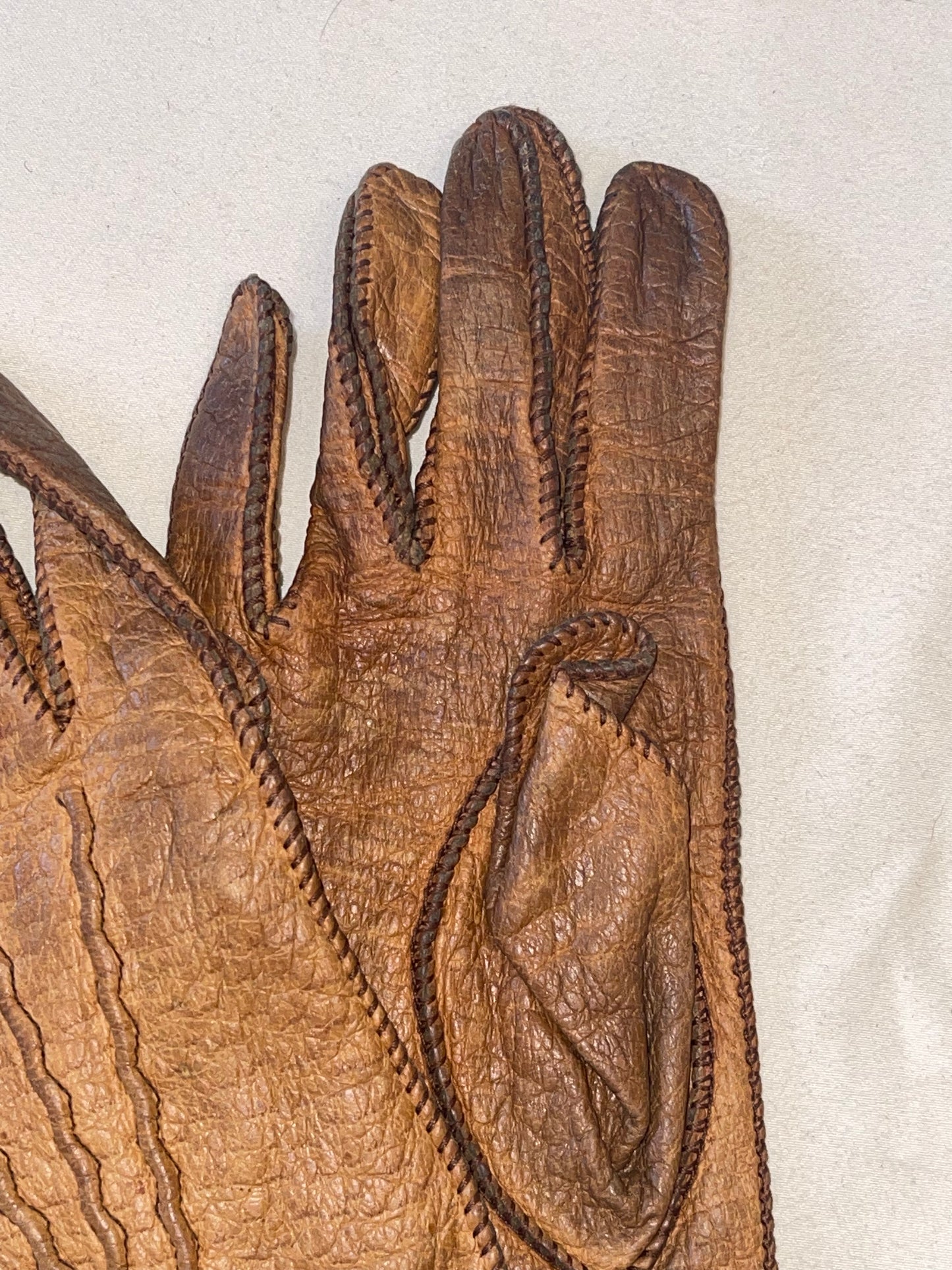 Light Brown Leather Driving Gloves