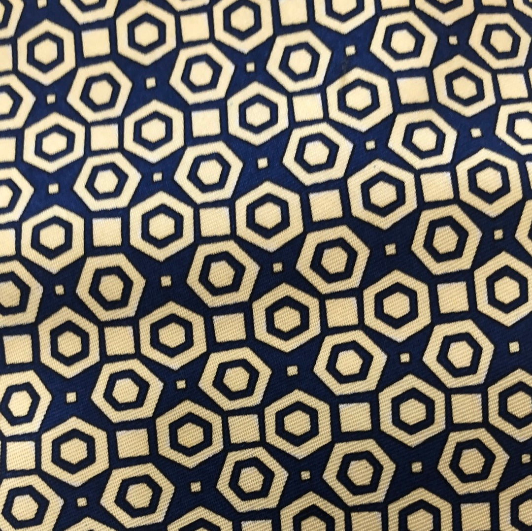 Blue tie with Yellow Hex pattern