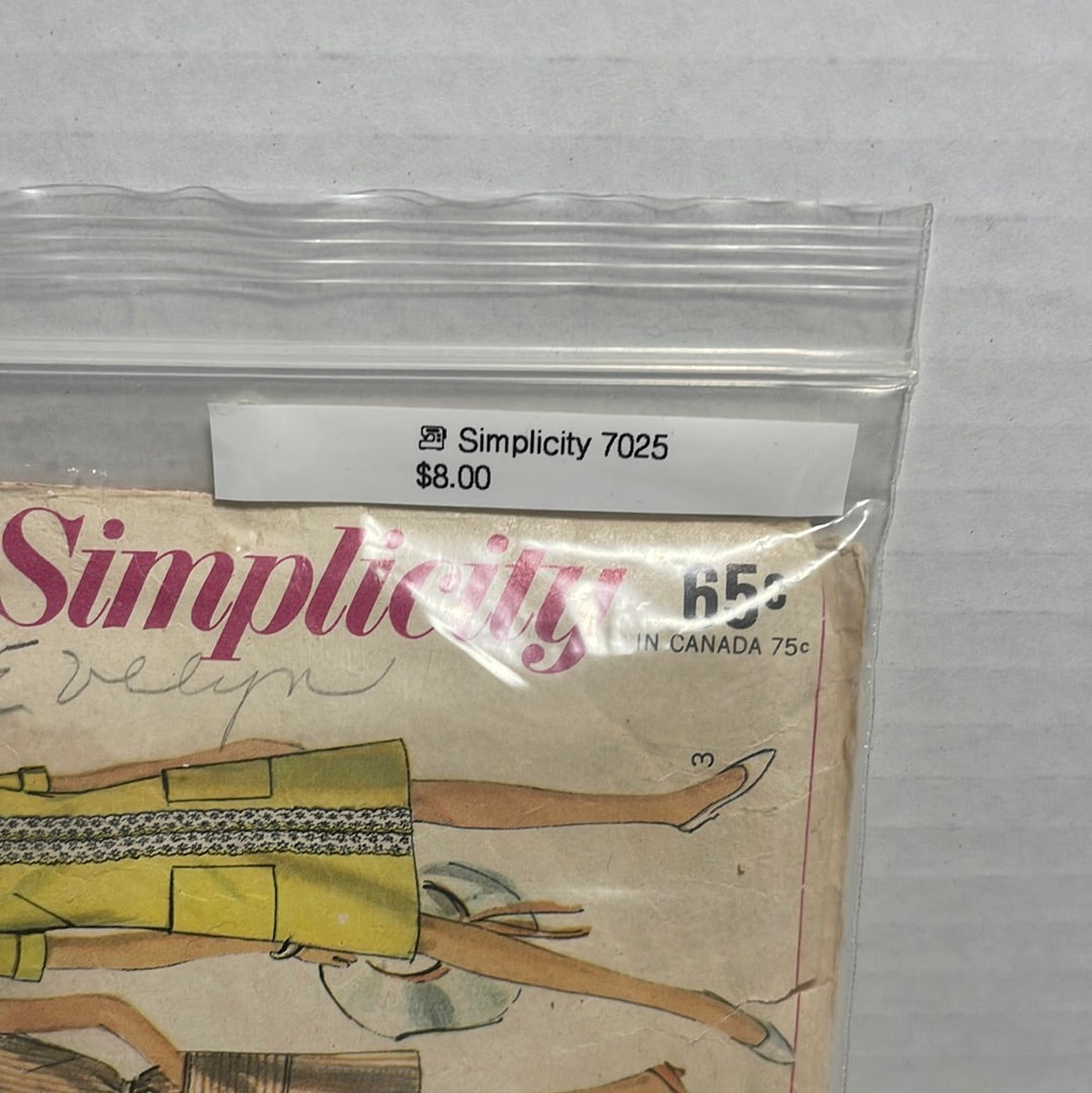 Simplicity 7025