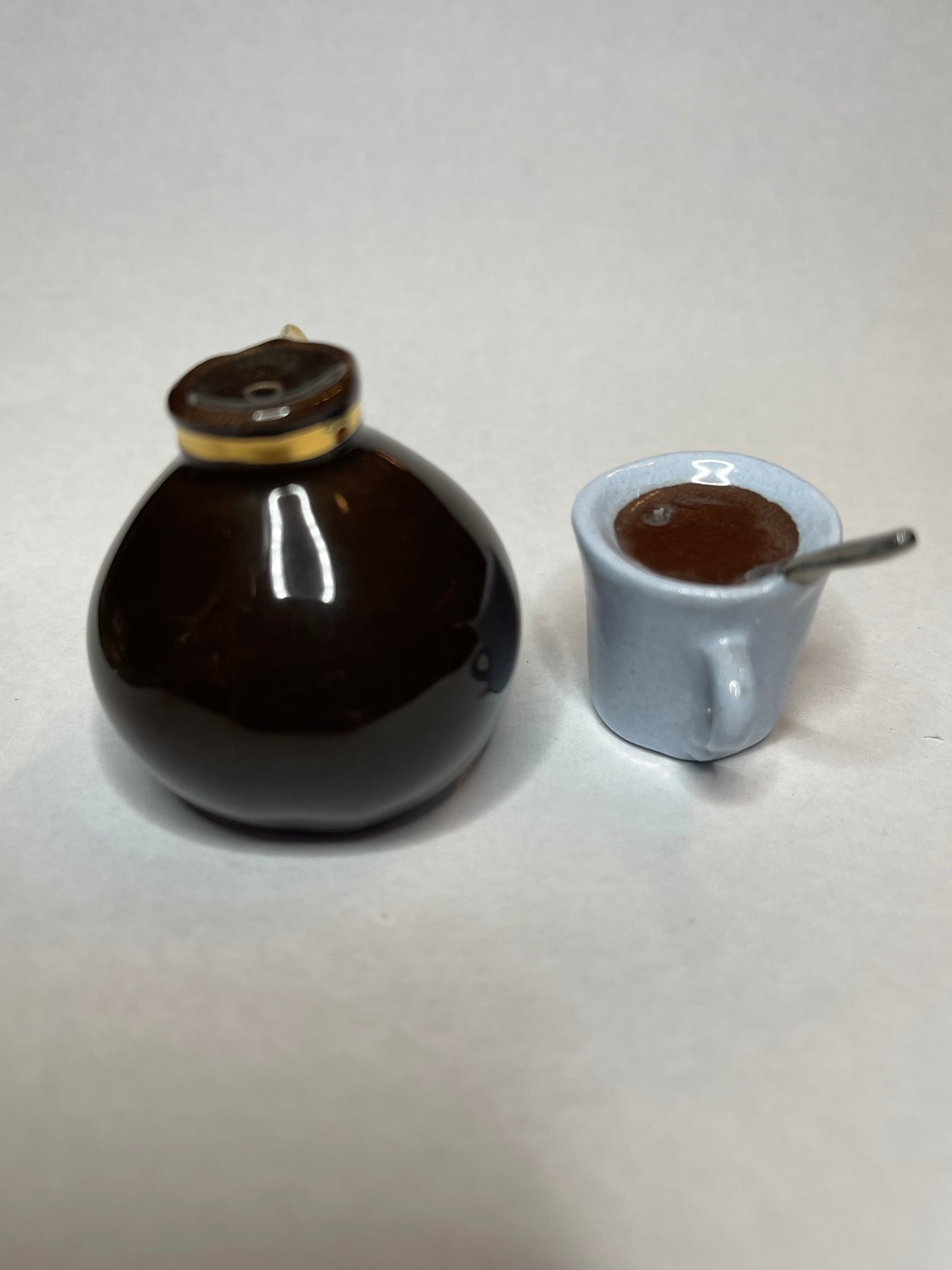 Arcadia Coffee Pot & Mug Salt & Pepper Shakers