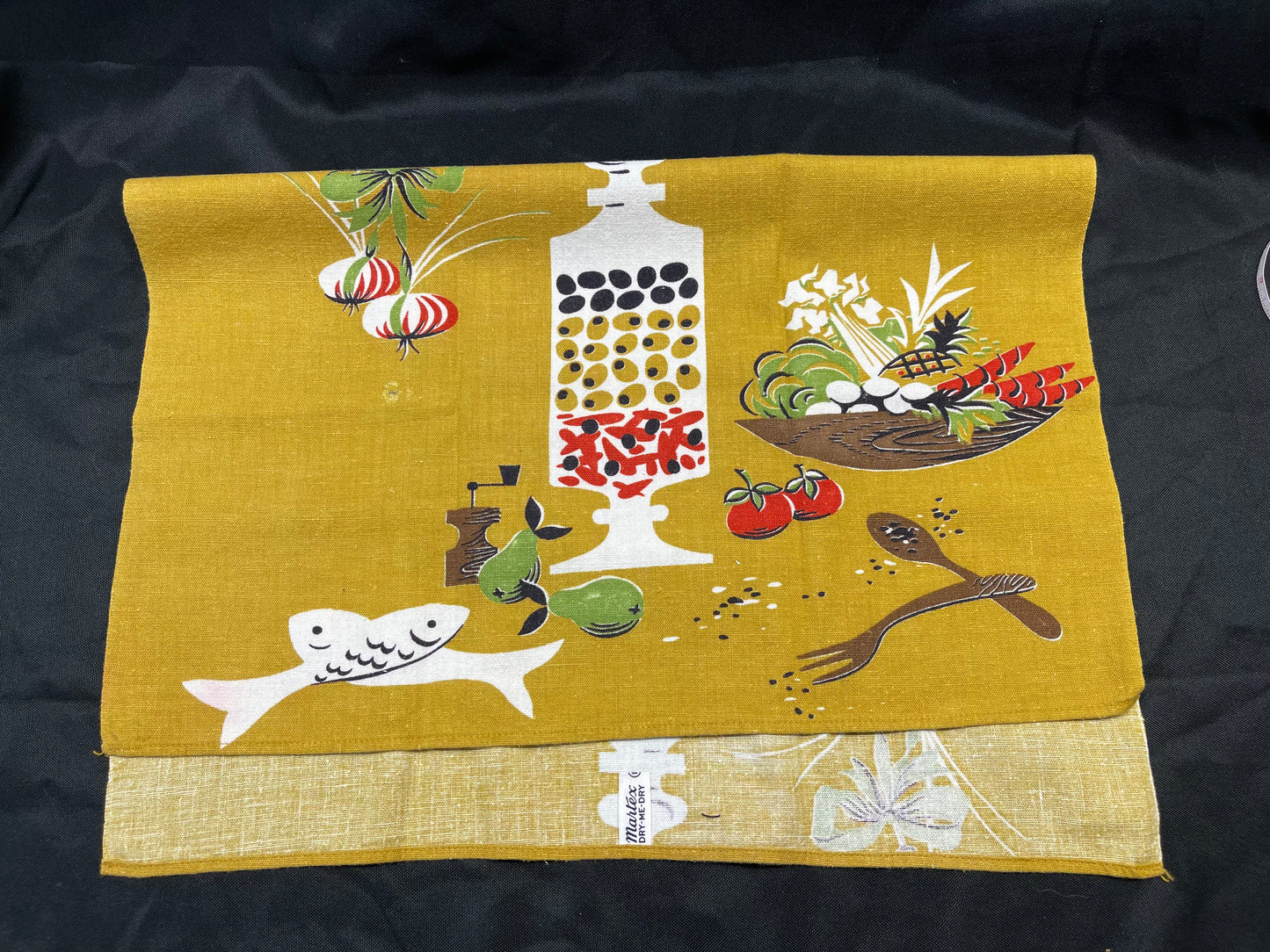 Fun 70s Kitchen Dish Towel