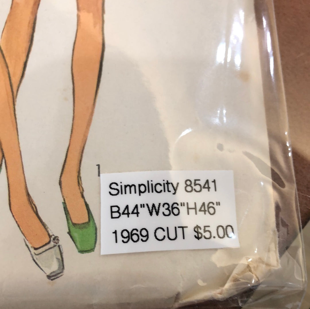 Simplicity 8541
