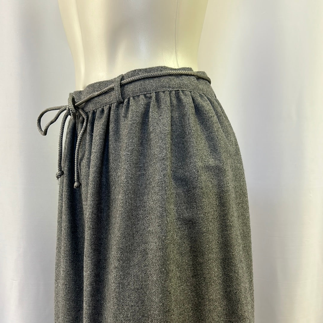 Gray Wool Skirt with Embroidery