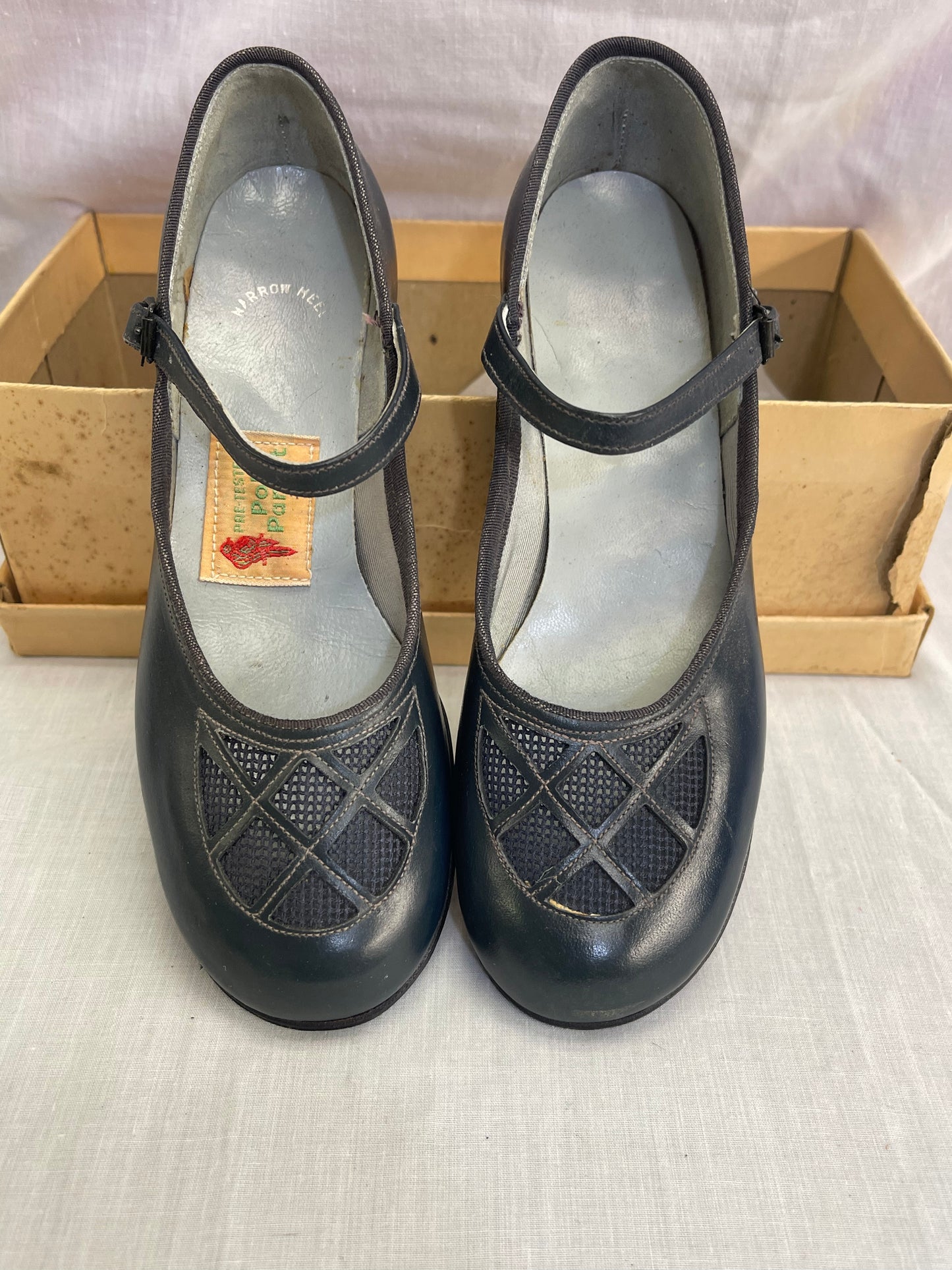 NOS Poll-Parrot Girl’s Navy Leather Shoes