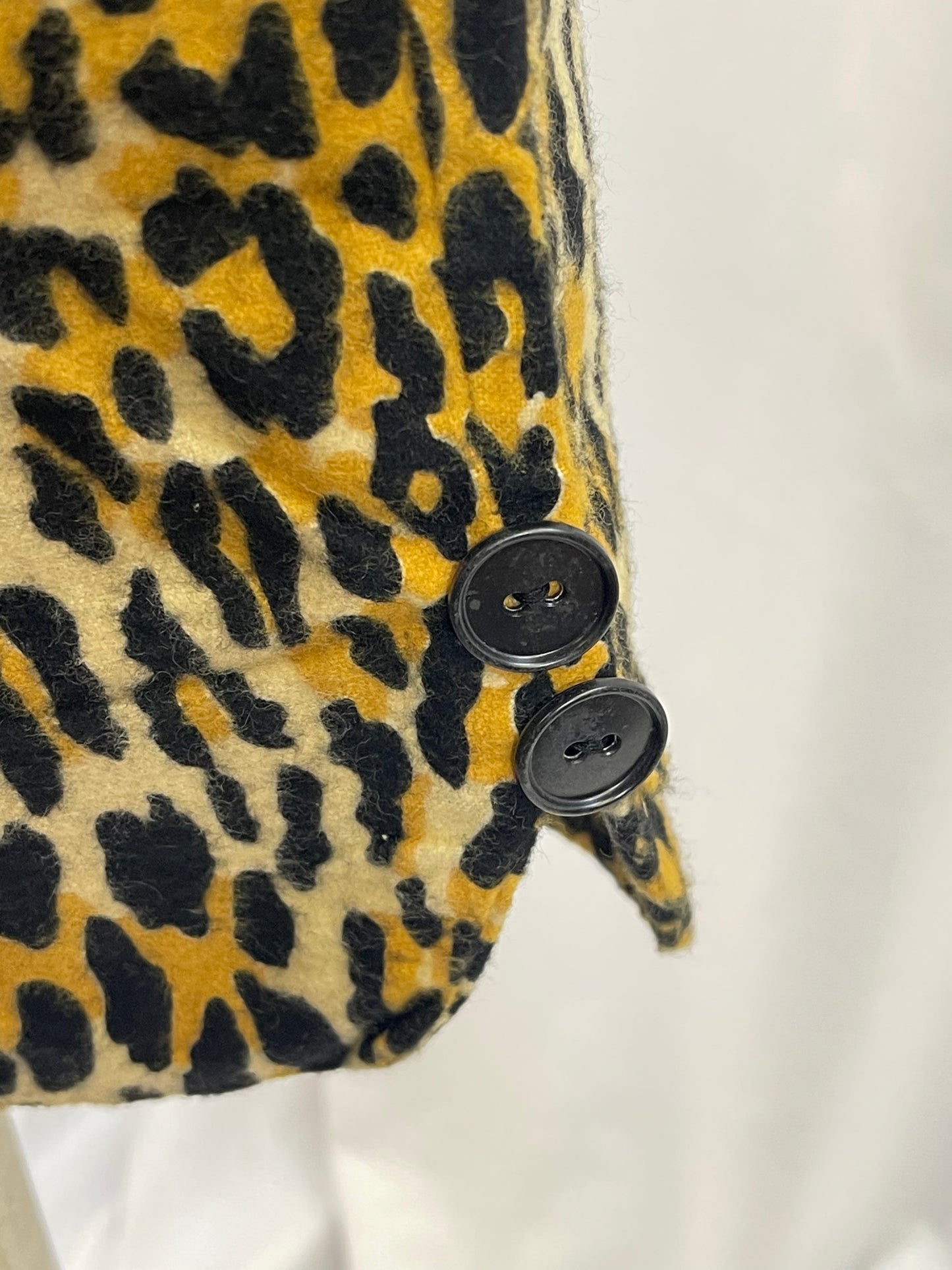 Kermess Leopard Capri Pants